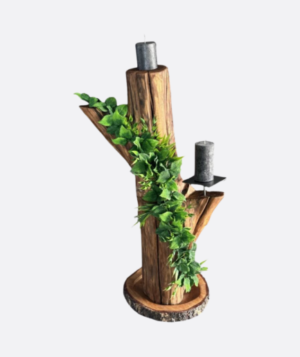 Dębowy Świecznik z dekoracją z zielonych roślin KATE